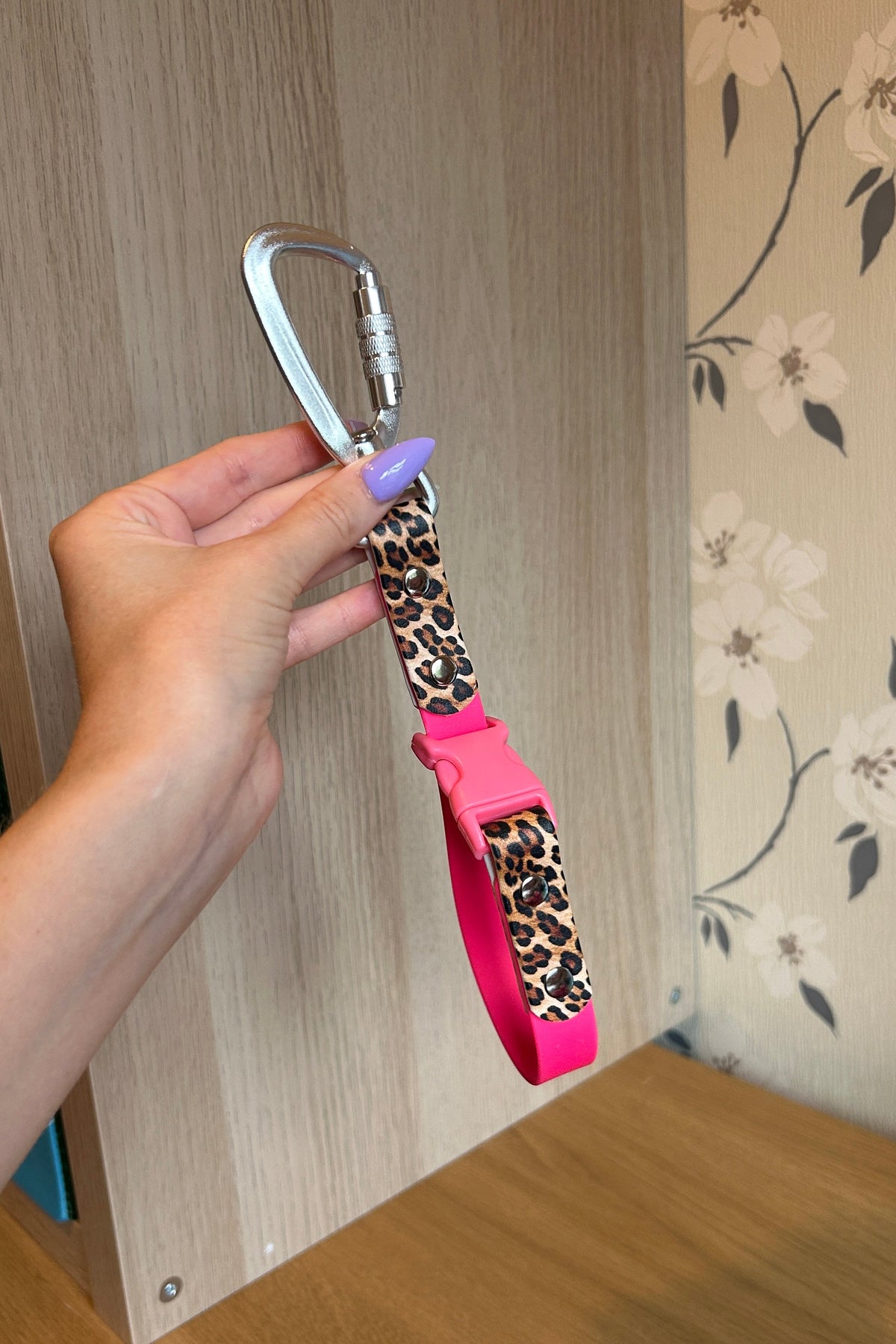 Longline Tidy Strap Leopard Print