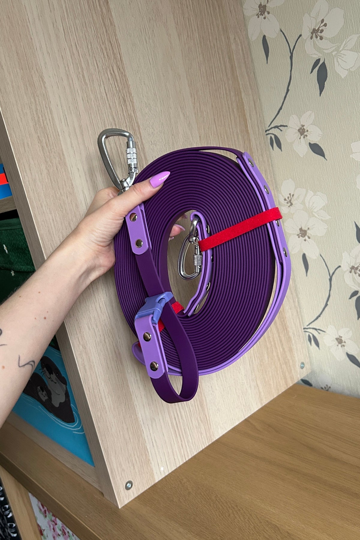 Longline Tidy Strap in Plum and Amethyst
